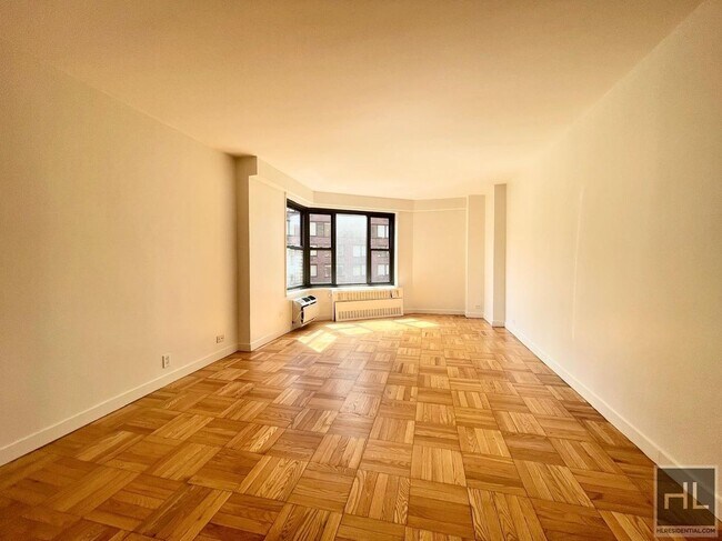 145 4th Ave