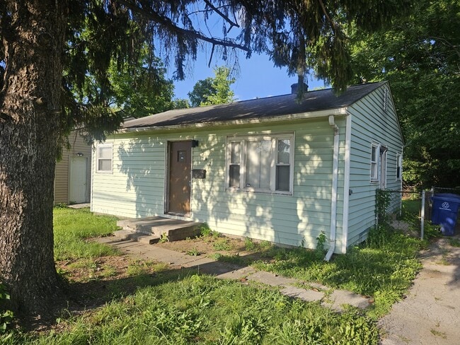 property at 1062 Brentnell Ave