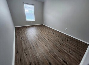 5420 Shady Springs Trail in Fort Worth, TX - Foto de edificio - Building Photo