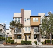 370 Broadway Dr in Brea, CA - Building Photo