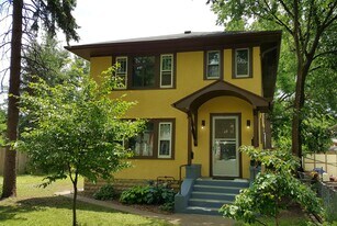 1678 Charles Ave, Unit #2 in St. Paul, MN - Building Photo