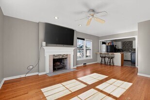 800 W Joliet St in Crown Point, IN - Building Photo