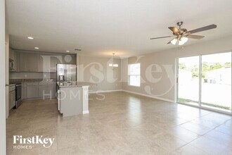 163 Southern Breeze Lp in Winter Haven, FL - Building Photo - Building Photo