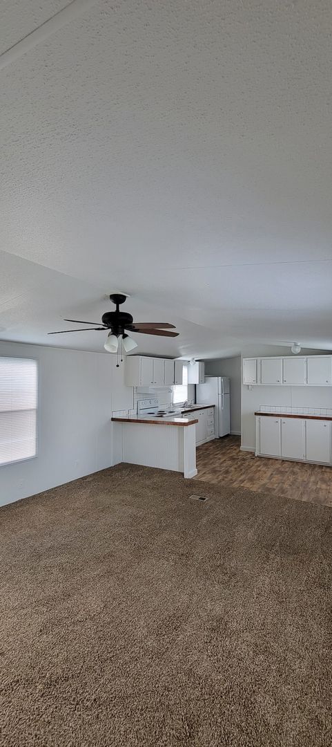 320 Bonfire Dr in Mebane, NC - Building Photo - Building Photo