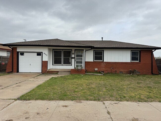 property at 923 SW 57th St