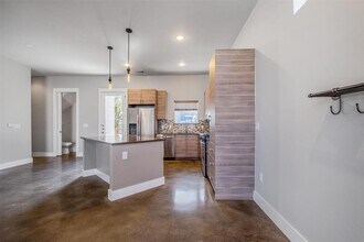 4707 Leslie Ave in Austin, TX - Building Photo - Building Photo