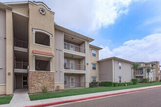900 N 26th St in McAllen, TX - Building Photo - Building Photo