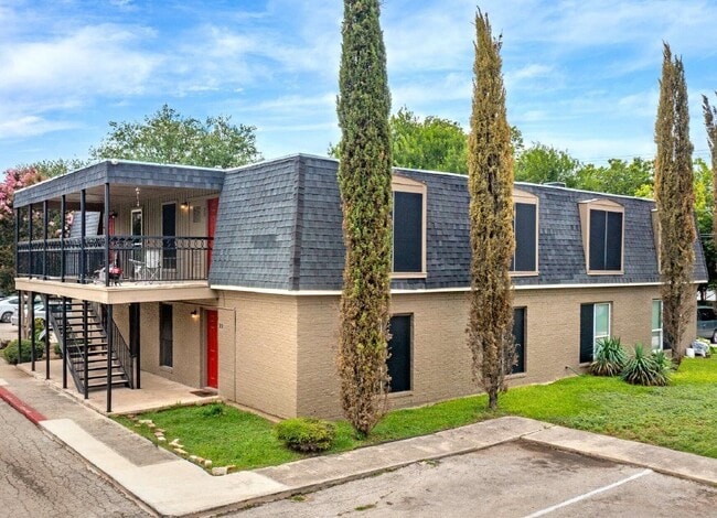 1004 Allena Dr in San Antonio, TX - Building Photo - Building Photo