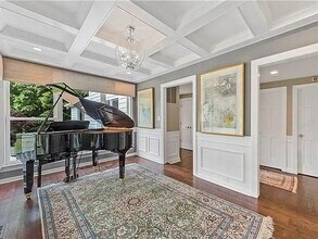 777 Armonk Rd in Mt Kisco, NY - Building Photo - Building Photo