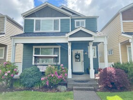 4424 Edgewater Blvd NE in Lacey, WA - Building Photo