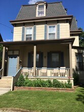 75 Centre St, Unit 75 Centre St in Haddonfield, NJ - Building Photo - Building Photo