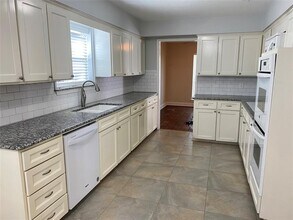 14722 Overview Dr in Dallas, TX - Building Photo - Building Photo