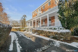 9 Lyme St in Old Lyme, CT - Building Photo - Building Photo