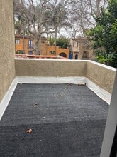 4259 Garthwaite Ave, Unit 4259half upstairs in Los Angeles, CA - Building Photo - Building Photo