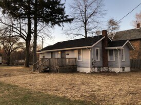 1100 E 43rd Ave in Gary, IN - Building Photo