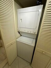 1801 N Flagler Dr, Unit 538 in West Palm Beach, FL - Building Photo - Building Photo
