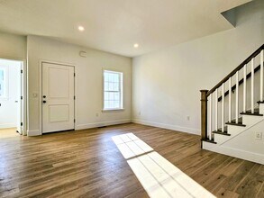 108 Meadows Bnd in Lititz, PA - Building Photo - Building Photo