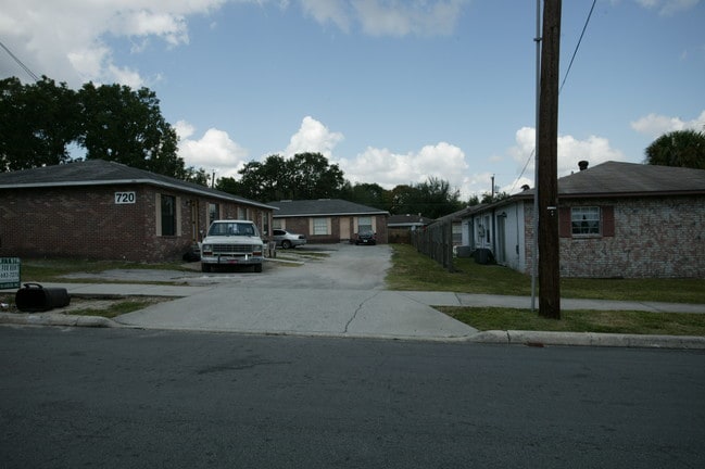 720 E Garden St in Lakeland, FL - Foto de edificio - Building Photo