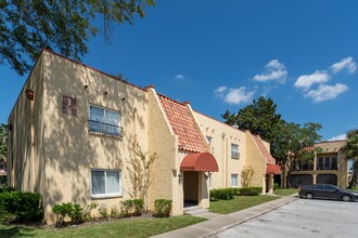 The Colony At San Jose in Jacksonville, FL - Building Photo - Primary Photo