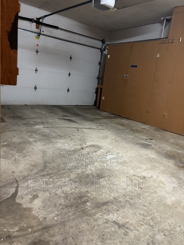 509 Wingate Dr in Sherman, IL - Building Photo - Building Photo