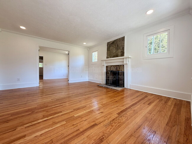 14023 Mt Tabor Rd in Soddy Daisy, TN - Building Photo - Building Photo