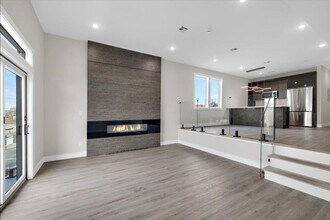 327 69th St in Guttenberg, NJ - Building Photo - Building Photo