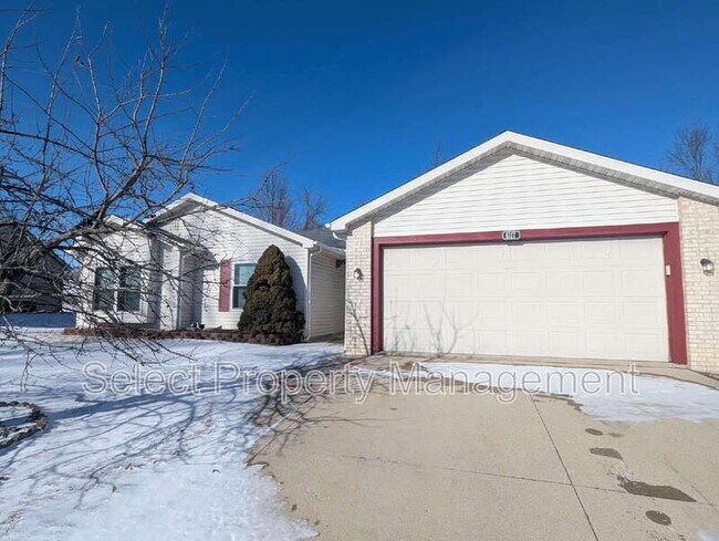 6117 Arapaho Trail in Fort Wayne, IN - Building Photo - Building Photo