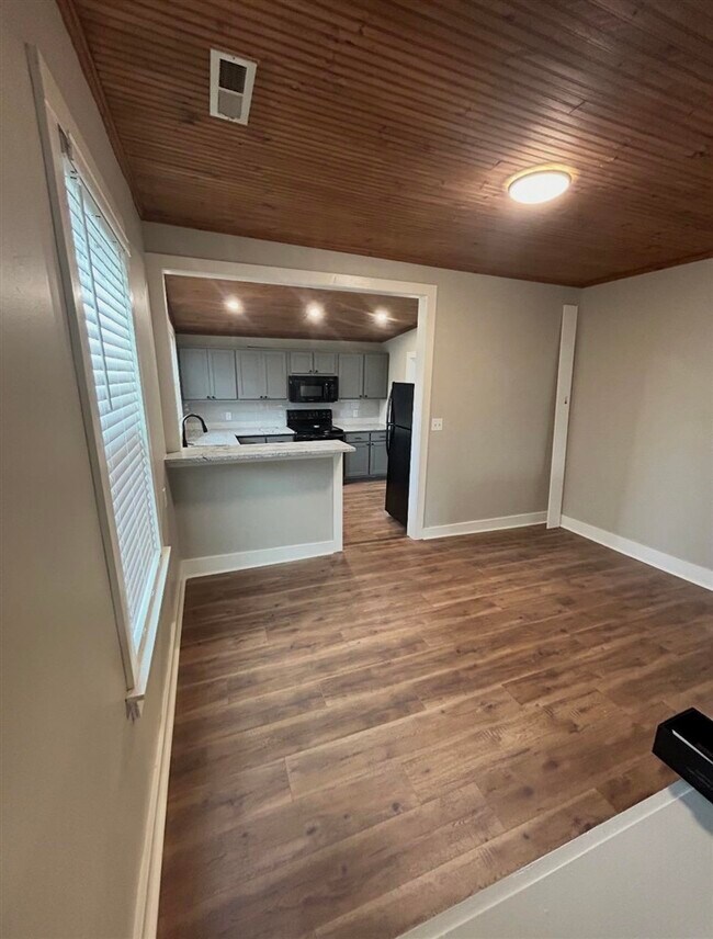 875 Nutwood St in Bowling Green, KY - Building Photo - Building Photo