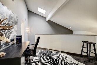 9400 Doliver Dr in Houston, TX - Building Photo - Building Photo