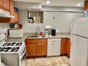 1034 W George St-Unit -G in Chicago, IL - Building Photo - Building Photo