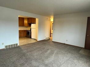 1901 Elm Ave in Rapid City, SD - Building Photo - Building Photo