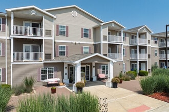 Connect55+ Indianola Senior Community 55+ in Indianola, IA - Foto de edificio - Building Photo