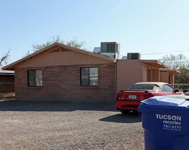 1213 W Niagara St in Tucson, AZ - Foto de edificio - Building Photo