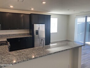6935 Devon Spg Ln in Sparks, NV - Building Photo - Building Photo