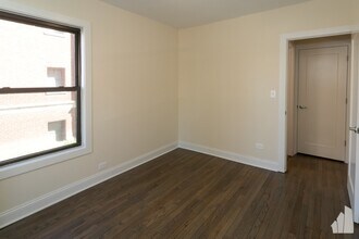 2643 N Spaulding Ave in Chicago, IL - Building Photo - Building Photo