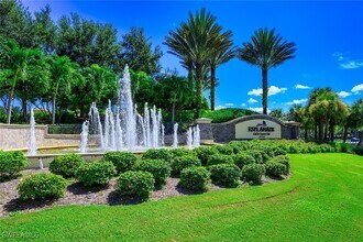 9365 Pocida Ct in Naples, FL - Building Photo - Building Photo