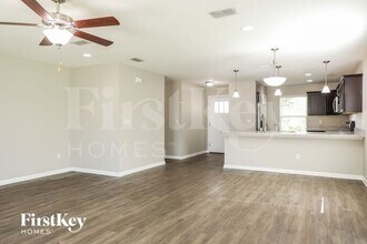 1262 Sarahs Landing Dr in Jacksonville, FL - Building Photo - Building Photo