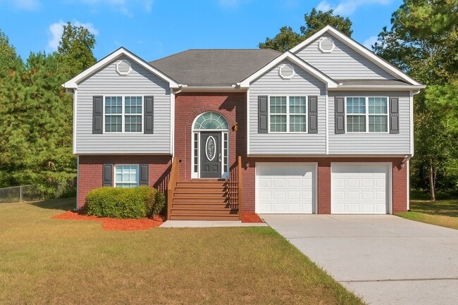 property at 55 Pine Shadow Cir