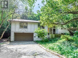 15 York Valley Crescent in Toronto, ON - Building Photo