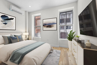 315 E 58th St in New York, NY - Building Photo - Building Photo