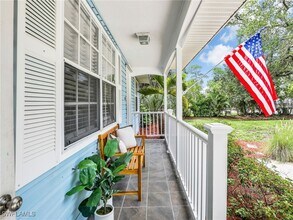 1492 La Petite Ln in Naples, FL - Building Photo - Building Photo