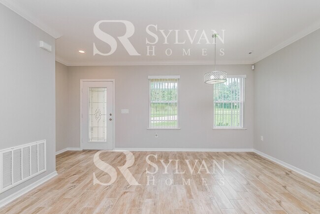 4288 Landover Blvd in Spring Hill, FL - Building Photo - Building Photo