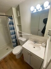 46 Almont St, Unit 3r in Medford, MA - Foto de edificio - Building Photo