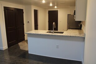 408 Wellons St in Suffolk, VA - Building Photo