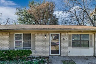 1407 Franklin St in Weatherford, TX - Building Photo - Building Photo