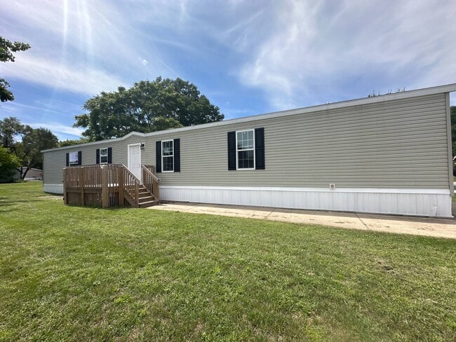 921 Peacock Ln in Mishawaka, IN - Building Photo - Building Photo