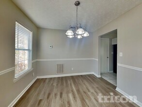 5730 Wellborn Creek Dr, Unit 3R in Lithonia, GA - Building Photo - Building Photo