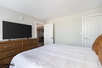 50 Morgan St N, Unit 1103 in Hartford, CT - Foto de edificio - Building Photo