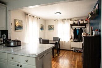20 Oak Rd in Medford, MA - Building Photo - Building Photo