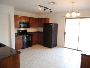 3729 S Tambor in Mesa, AZ - Foto de edificio - Building Photo